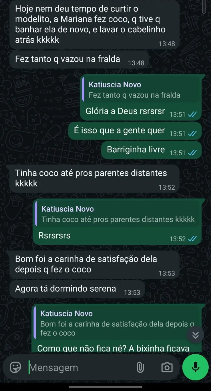Print de conversa em que a mãe da Mariana descreve o alívio do bebê após evacuar.
